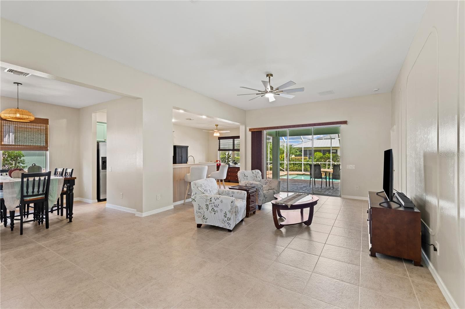 Single Family Residence at 2617 BRIGHTSIDE CT, CAPE CORAL, photo 21 of 58