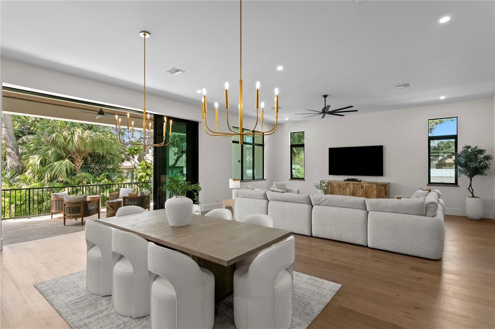 Single Family Residence at 403 S BARBARA LN, TAMPA, photo 34 of 82