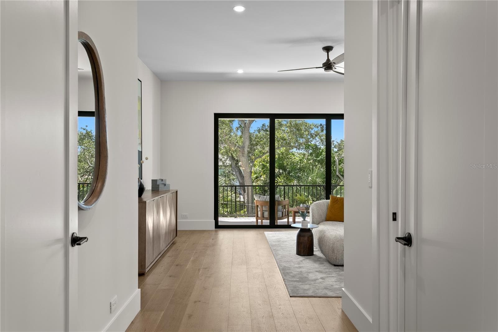 Primary bedroom French Door Entry - 403 S BARBARA LN, TAMPA