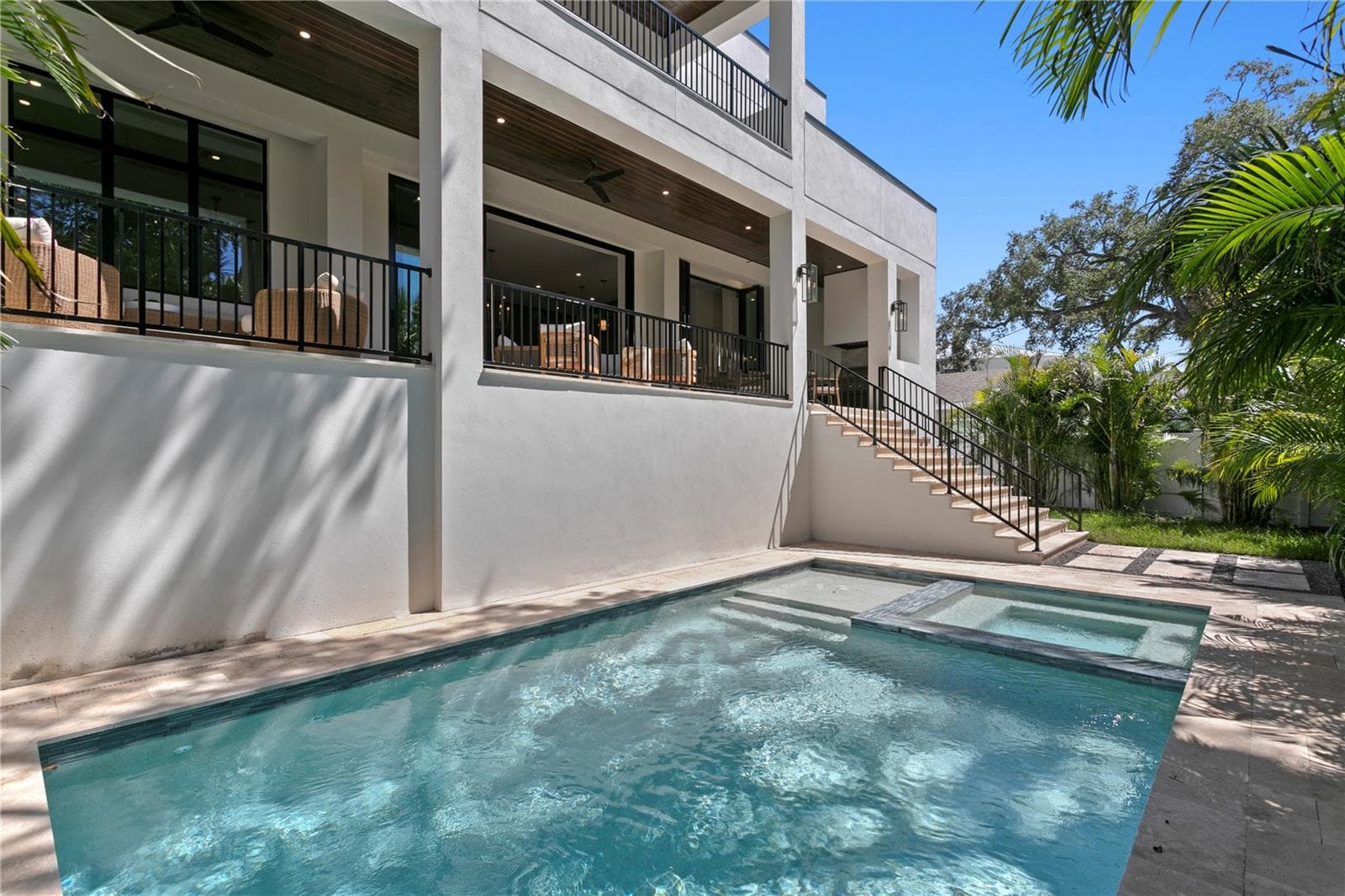 Single Family Residence at 403 S BARBARA LN, TAMPA, photo 76 of 82