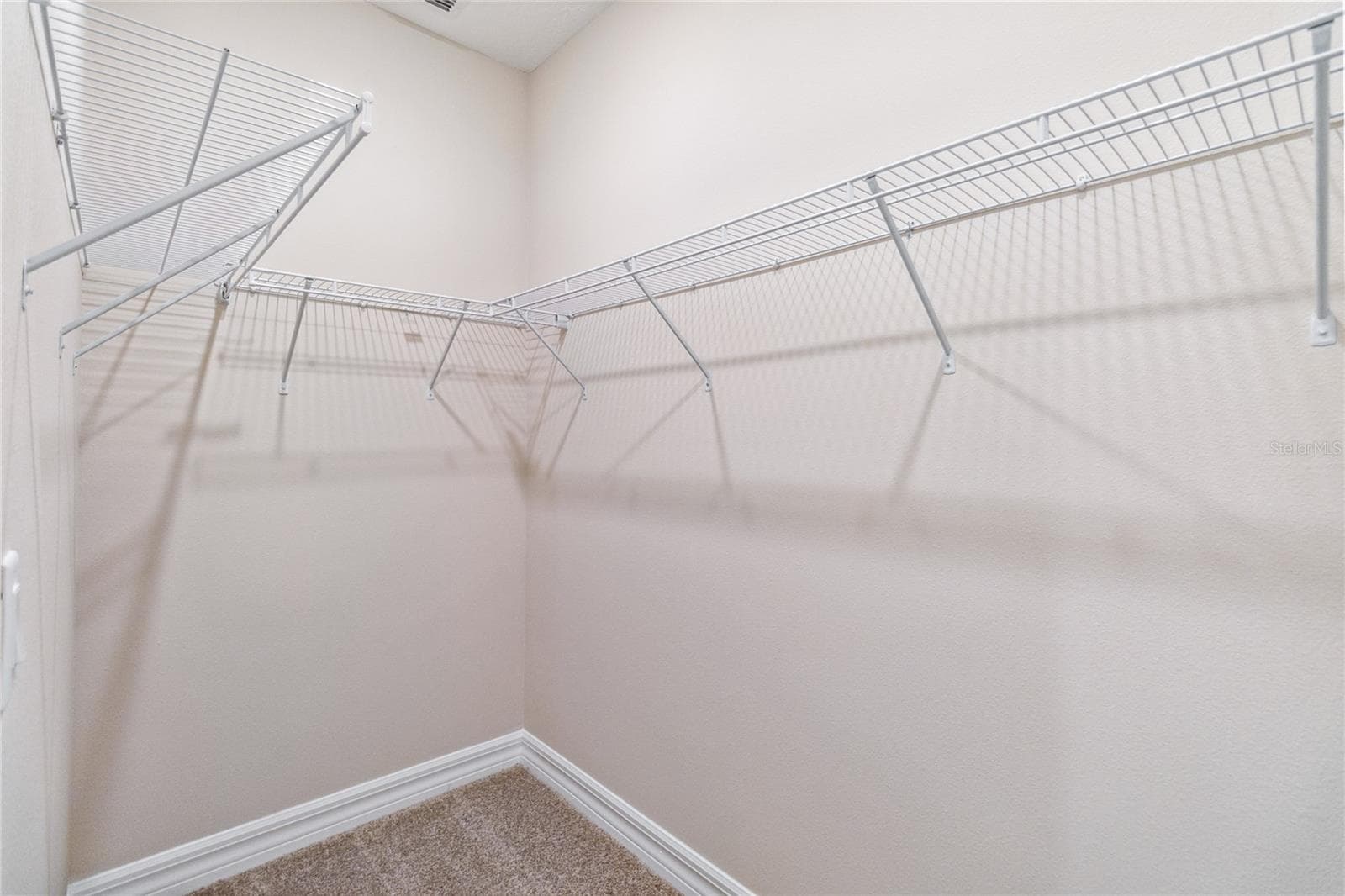 Single Family Residence at 1247 SILO DR, ST CLOUD, photo 24 of 32