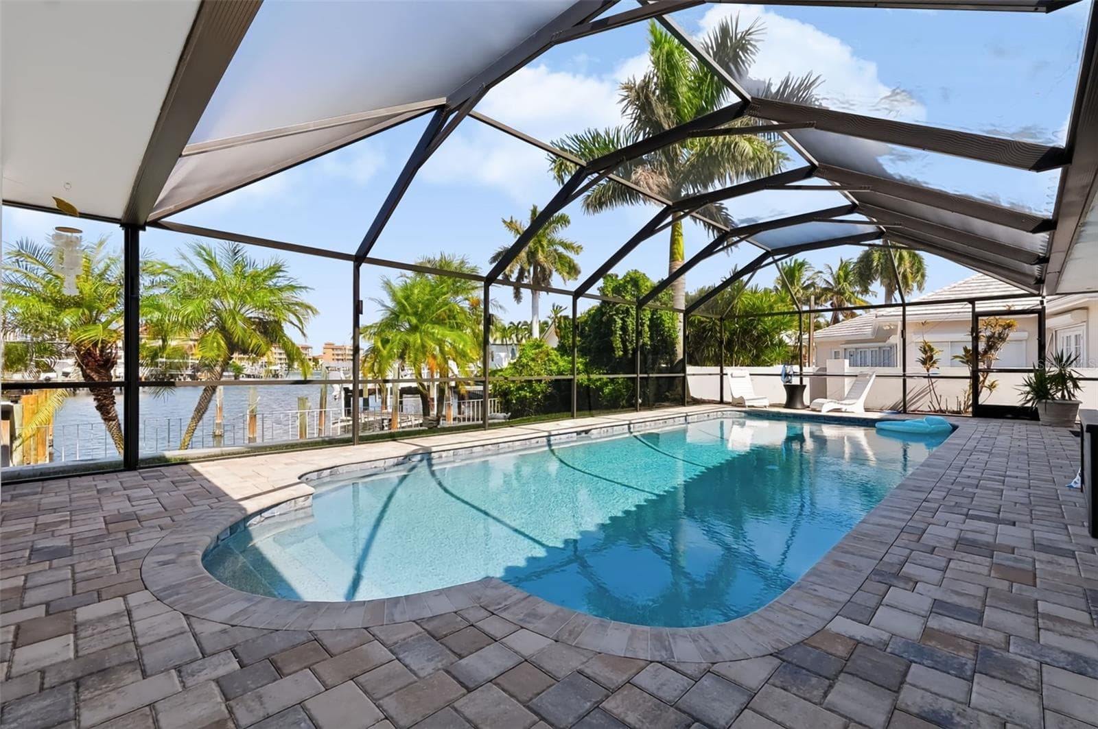 salt water pool - 5962 LEELAND ST S, ST PETERSBURG
