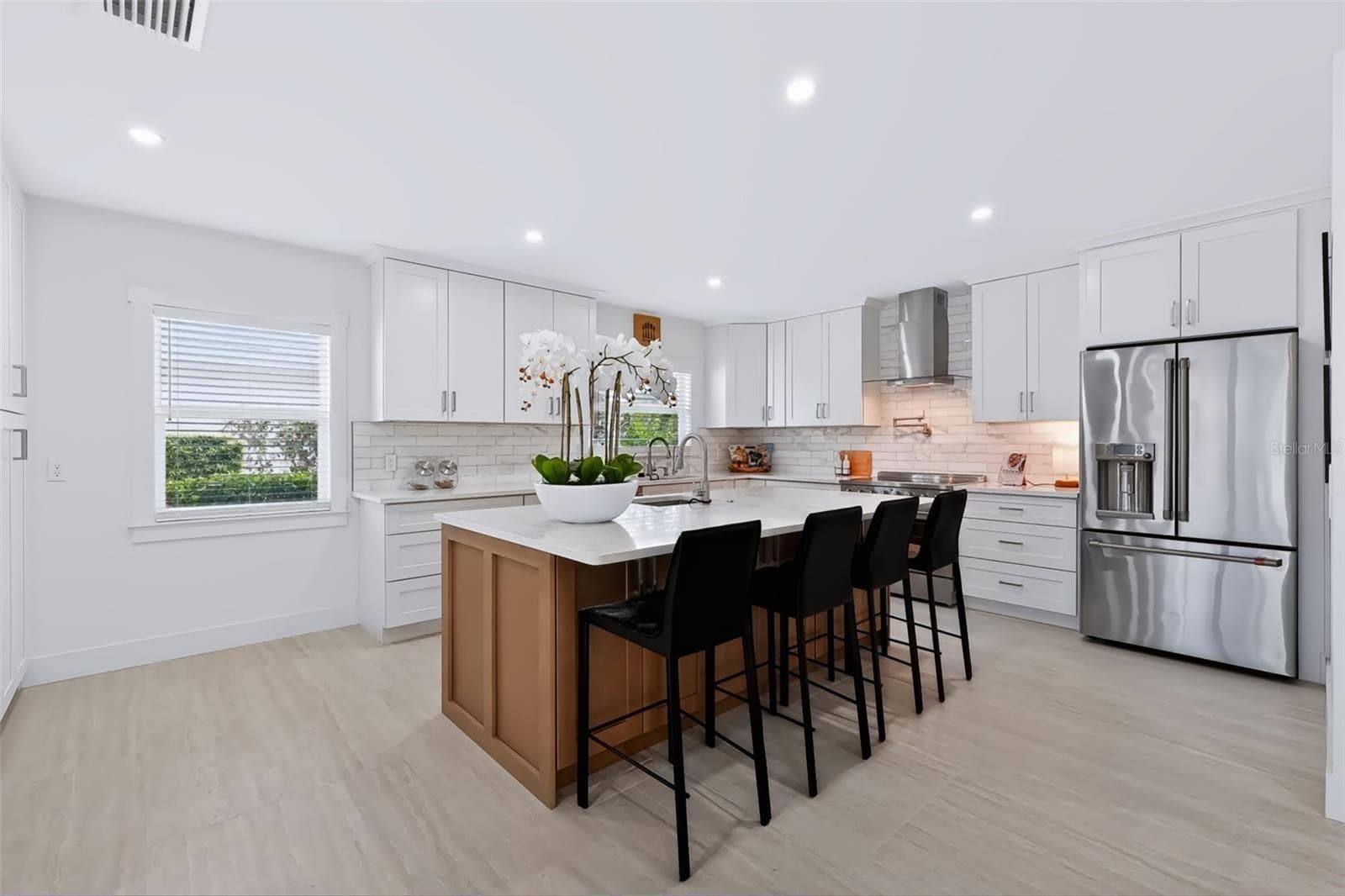 Single Family Residence at 5962 LEELAND ST S, ST PETERSBURG, photo 46 of 75