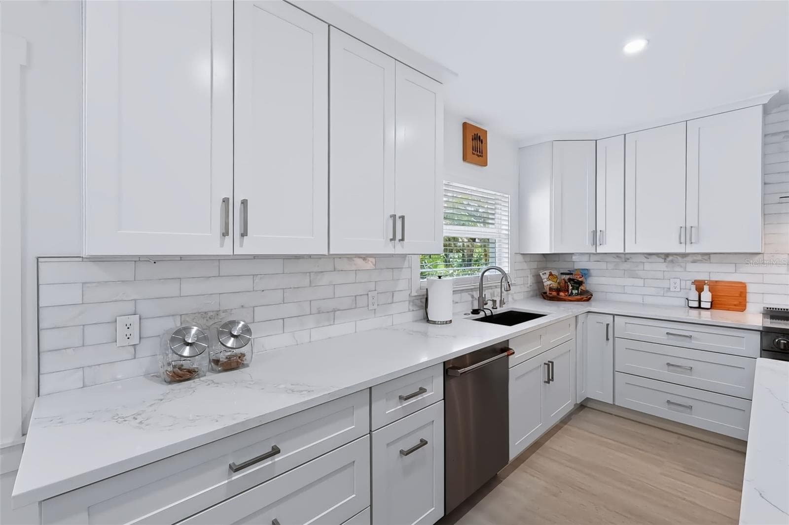 Single Family Residence at 5962 LEELAND ST S, ST PETERSBURG, photo 50 of 75