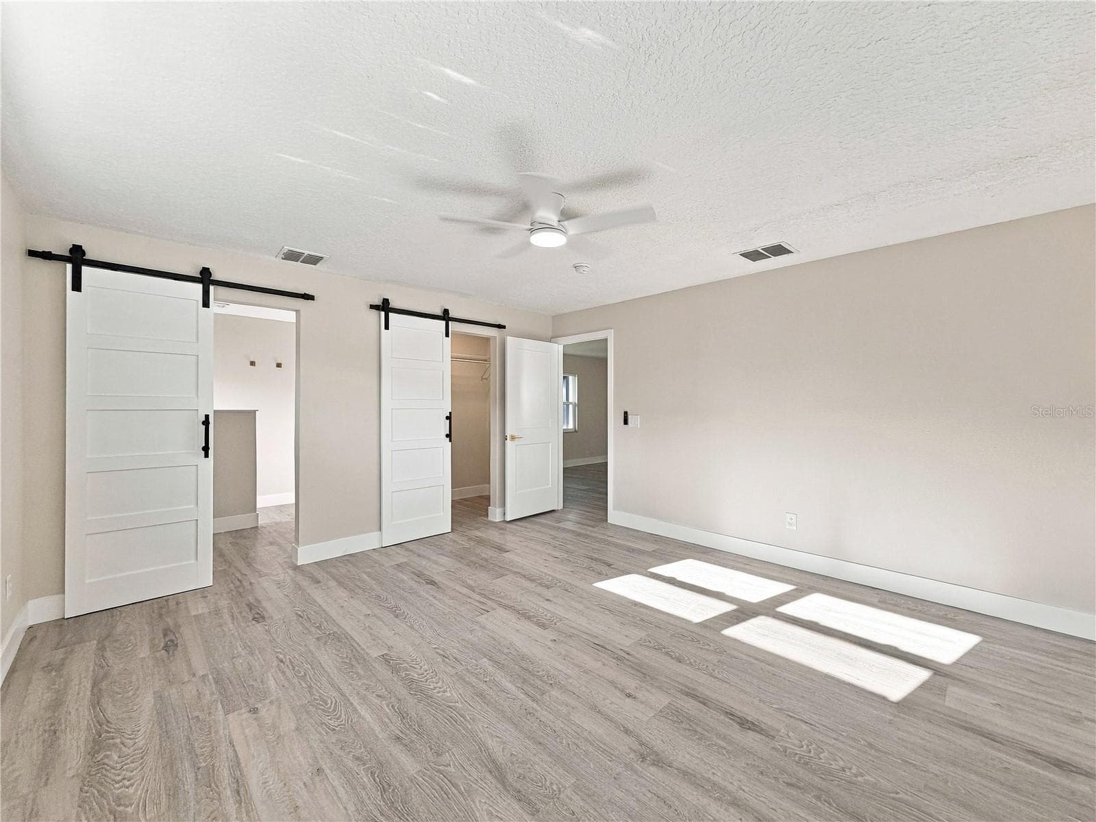 Single Family Residence at 7015 CRESTLAKE DR, ORLANDO, photo 16 of 27