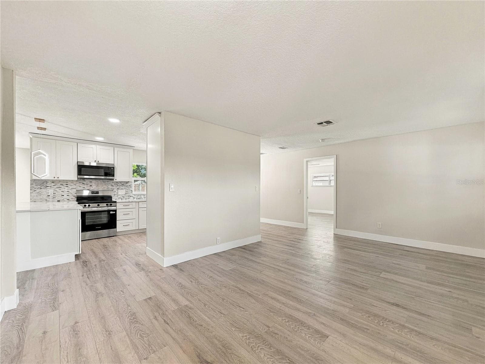 Single Family Residence at 7015 CRESTLAKE DR, ORLANDO, photo 23 of 27