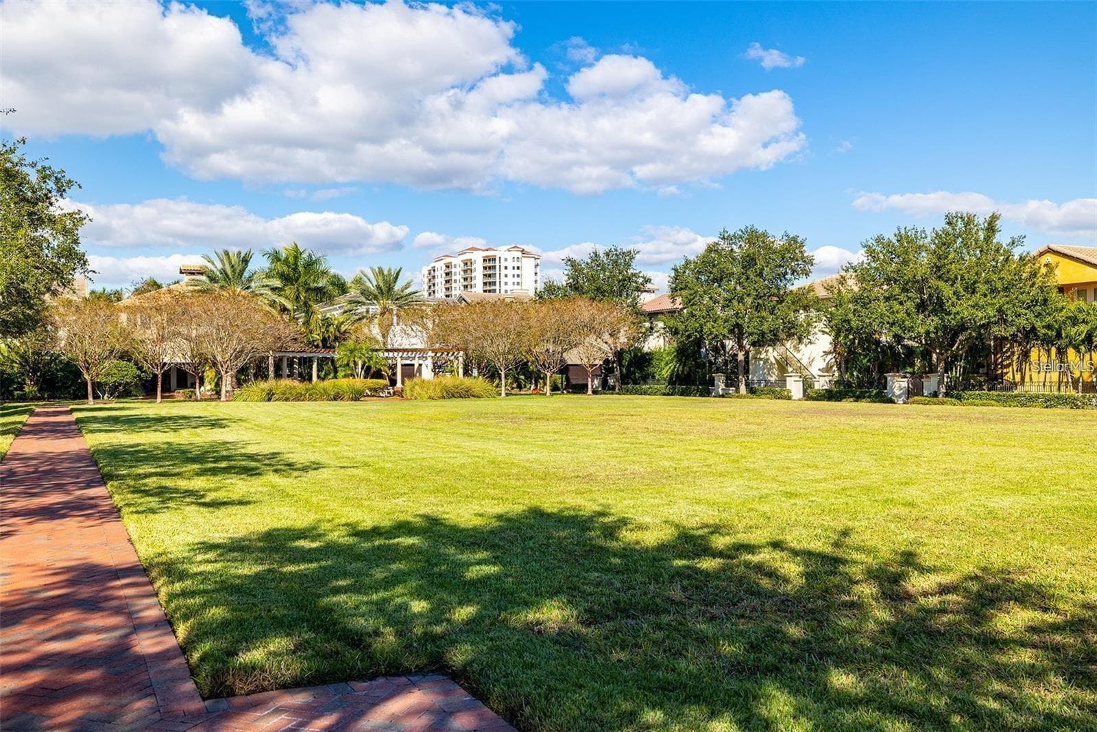 Condominium at 6002 YEATS MANOR DR #101, TAMPA, photo 38 of 40