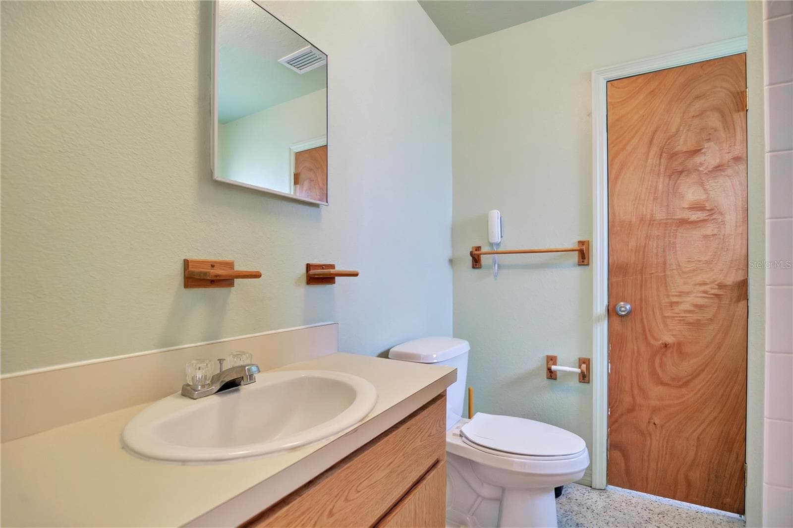 Single Family Residence at 5701 PADGETT CIR, ORLANDO, photo 16 of 26
