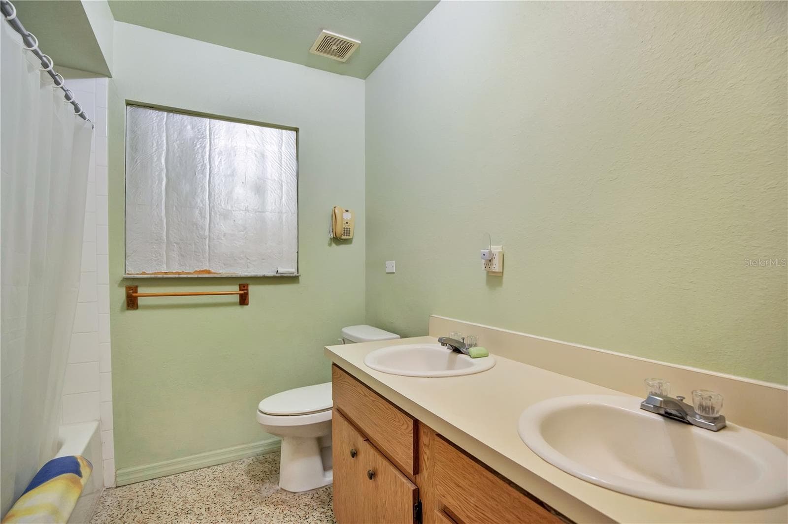 Single Family Residence at 5701 PADGETT CIR, ORLANDO, photo 19 of 26