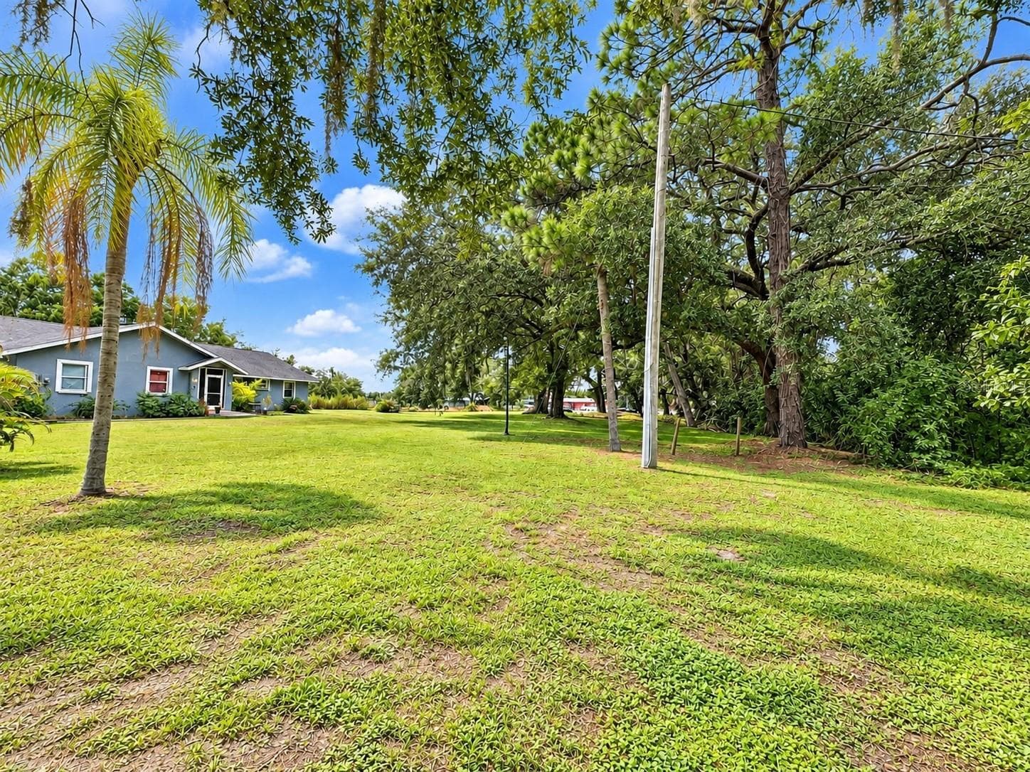 Entrance/Sideview - 7707 120TH AVE E, PARRISH