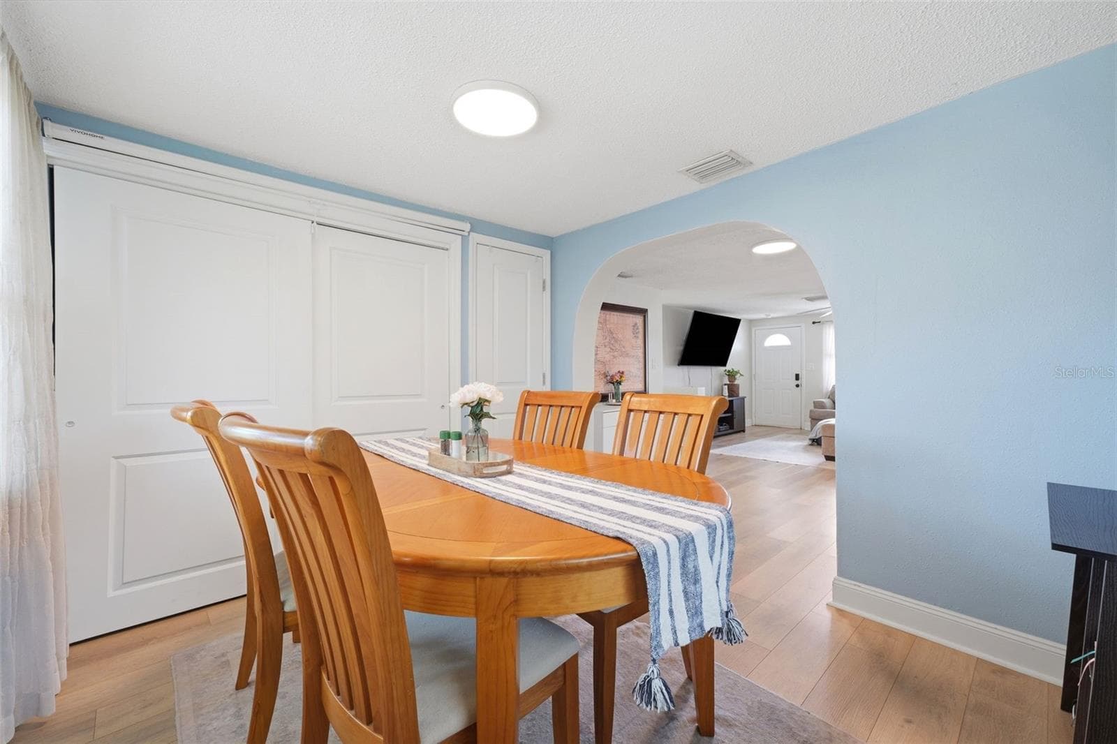 Single Family Residence at 10025 SLEEPY HOLLOW LN, PORT RICHEY, photo 8 of 27