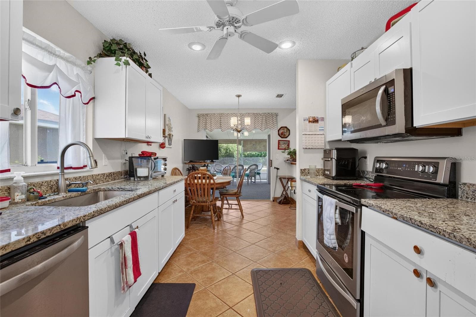 Condominium at 734 MCDANIEL ST, SUN CITY CENTER, photo 13 of 60