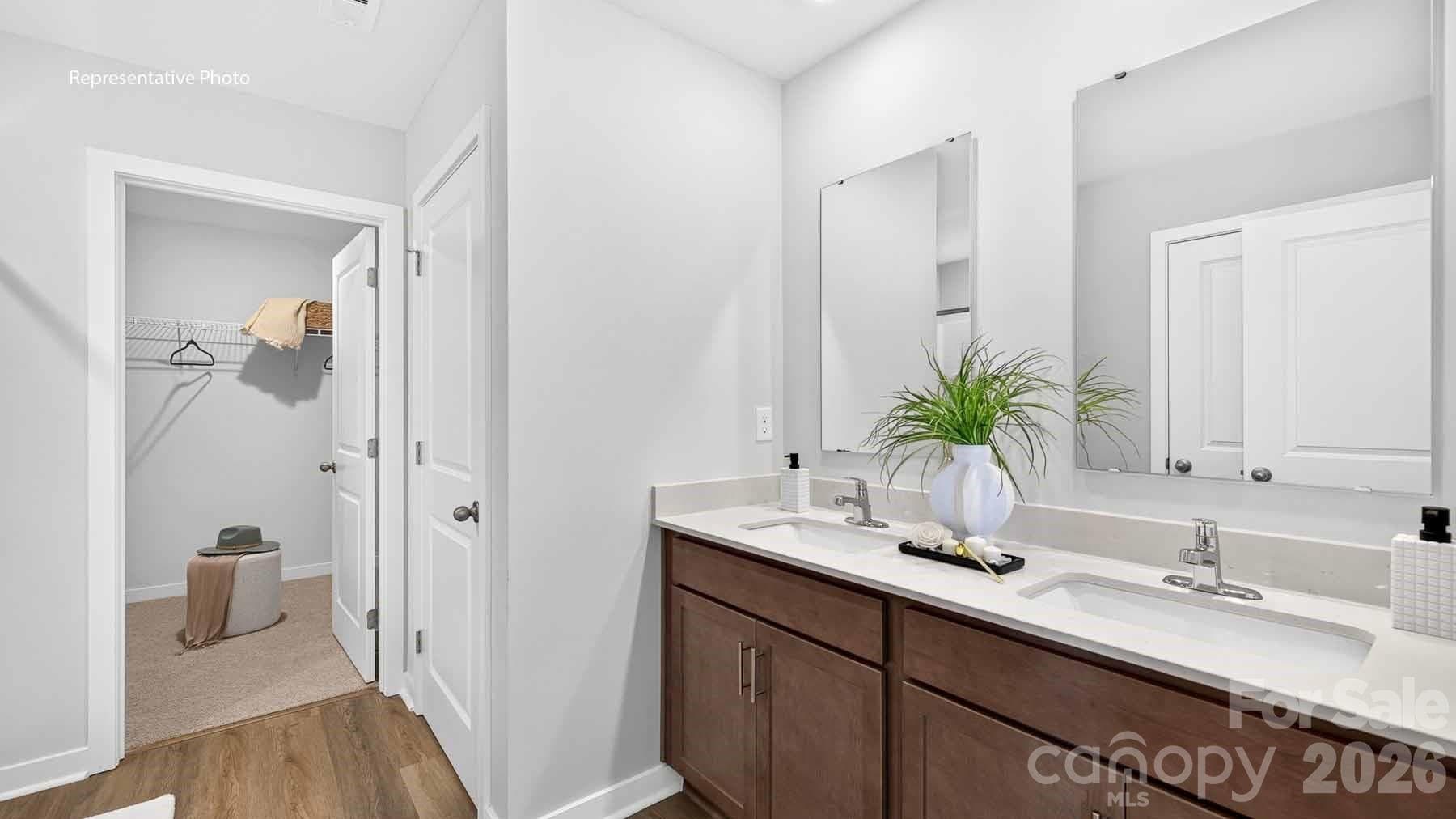 Single Family Residence at 11527 Cardinal Creek Avenue, Charlotte, photo 17 of 33