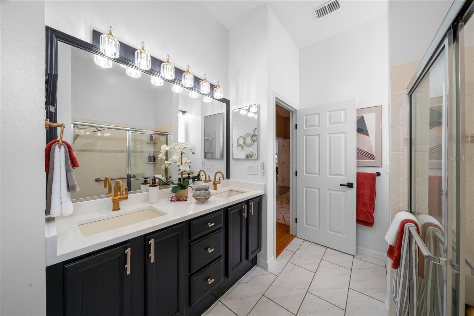 PRIMARY BATH - 11009 SW 71 CIR, OCALA