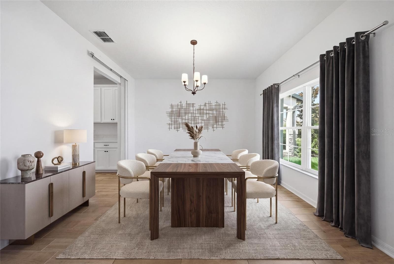 Virtually Staged - 7824 NOTCHED PINE BND, WESLEY CHAPEL