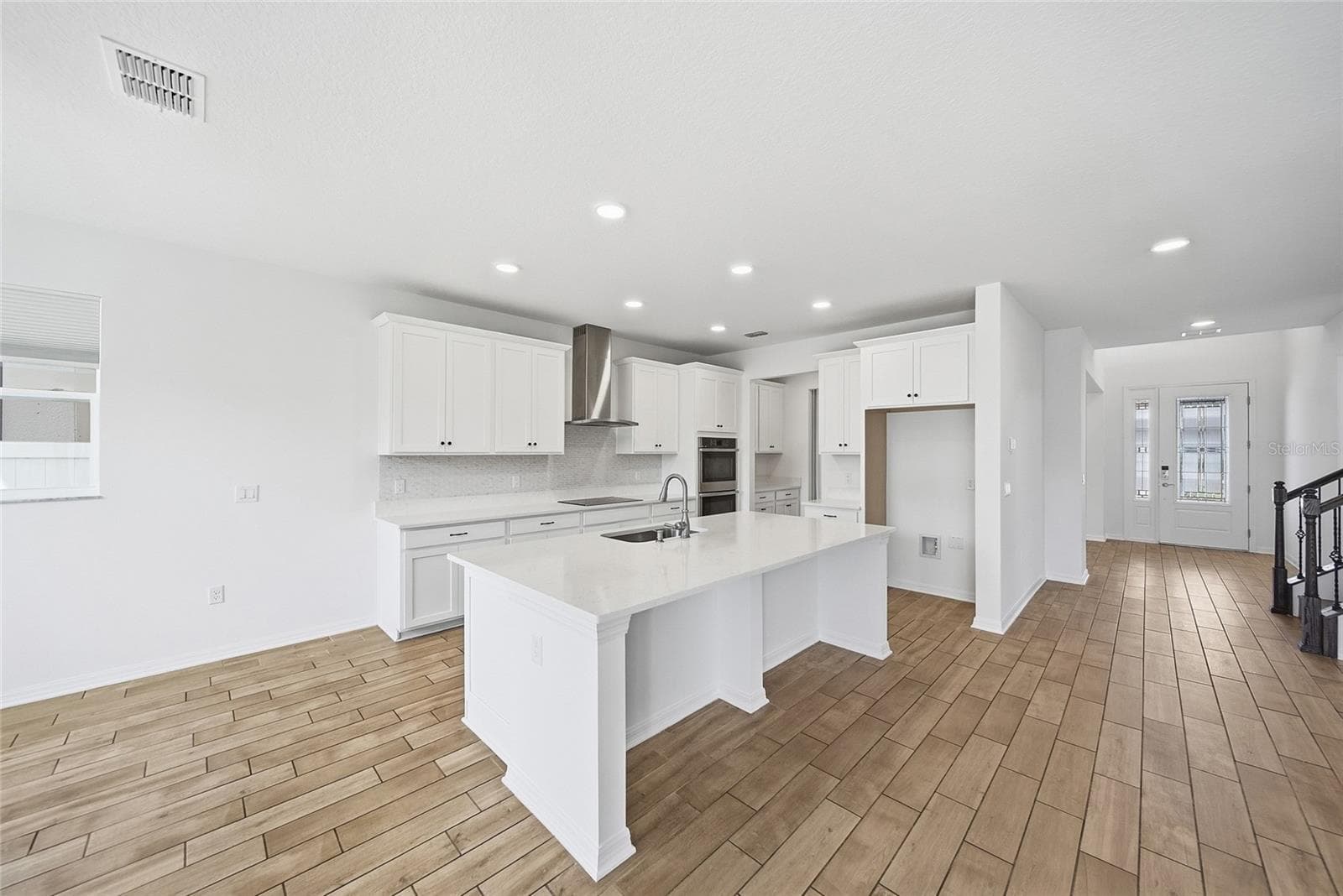Single Family Residence at 7824 NOTCHED PINE BND, WESLEY CHAPEL, photo 12 of 54