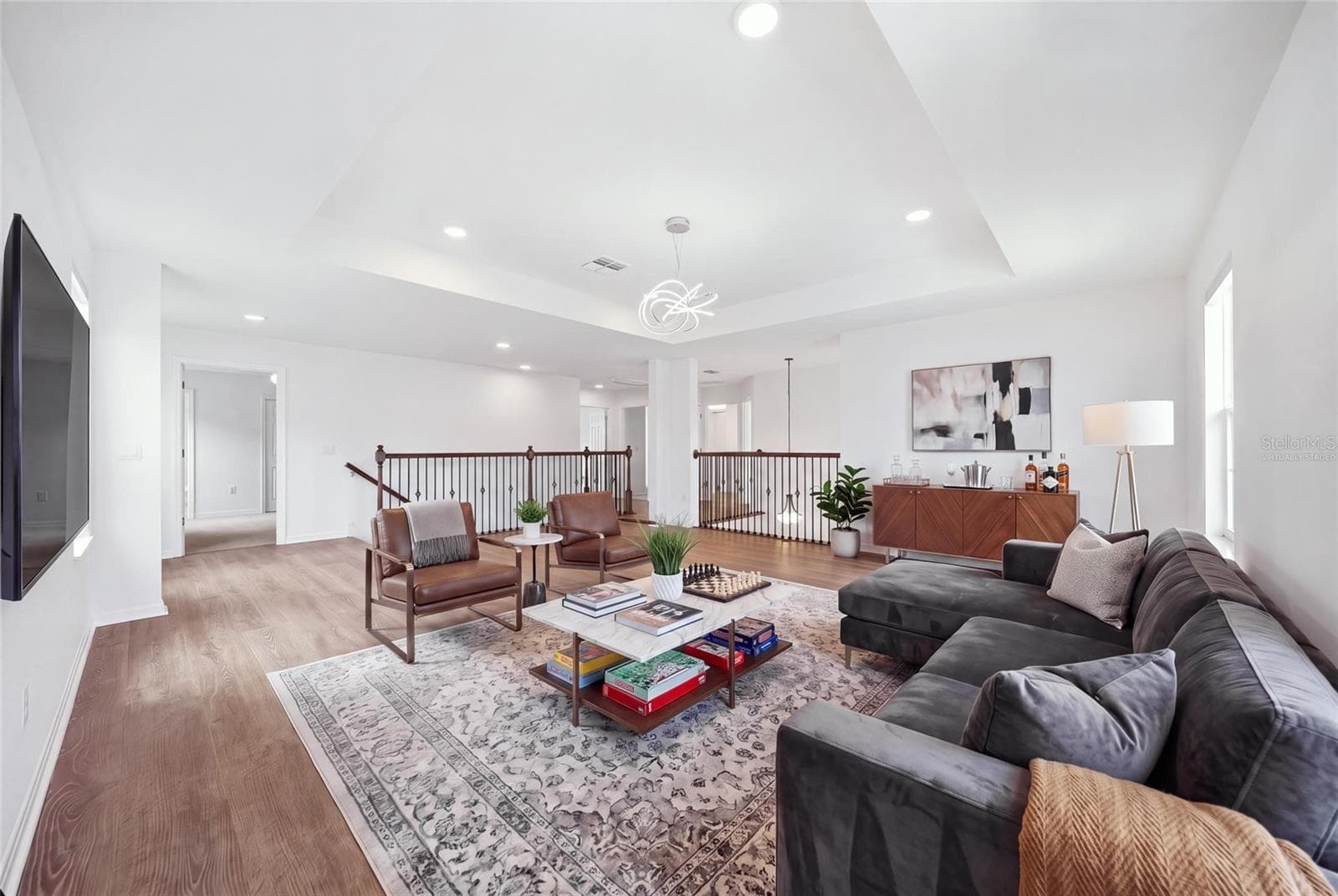 Virtually Staged - 7824 NOTCHED PINE BND, WESLEY CHAPEL