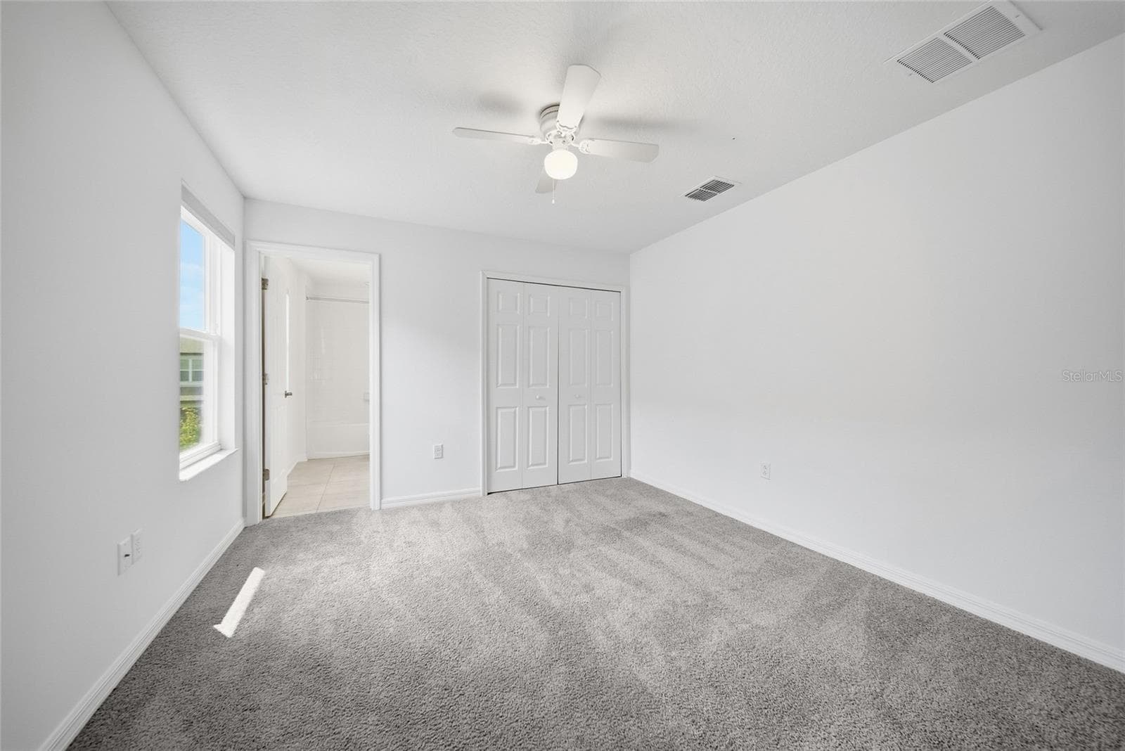 Single Family Residence at 7824 NOTCHED PINE BND, WESLEY CHAPEL, photo 27 of 54
