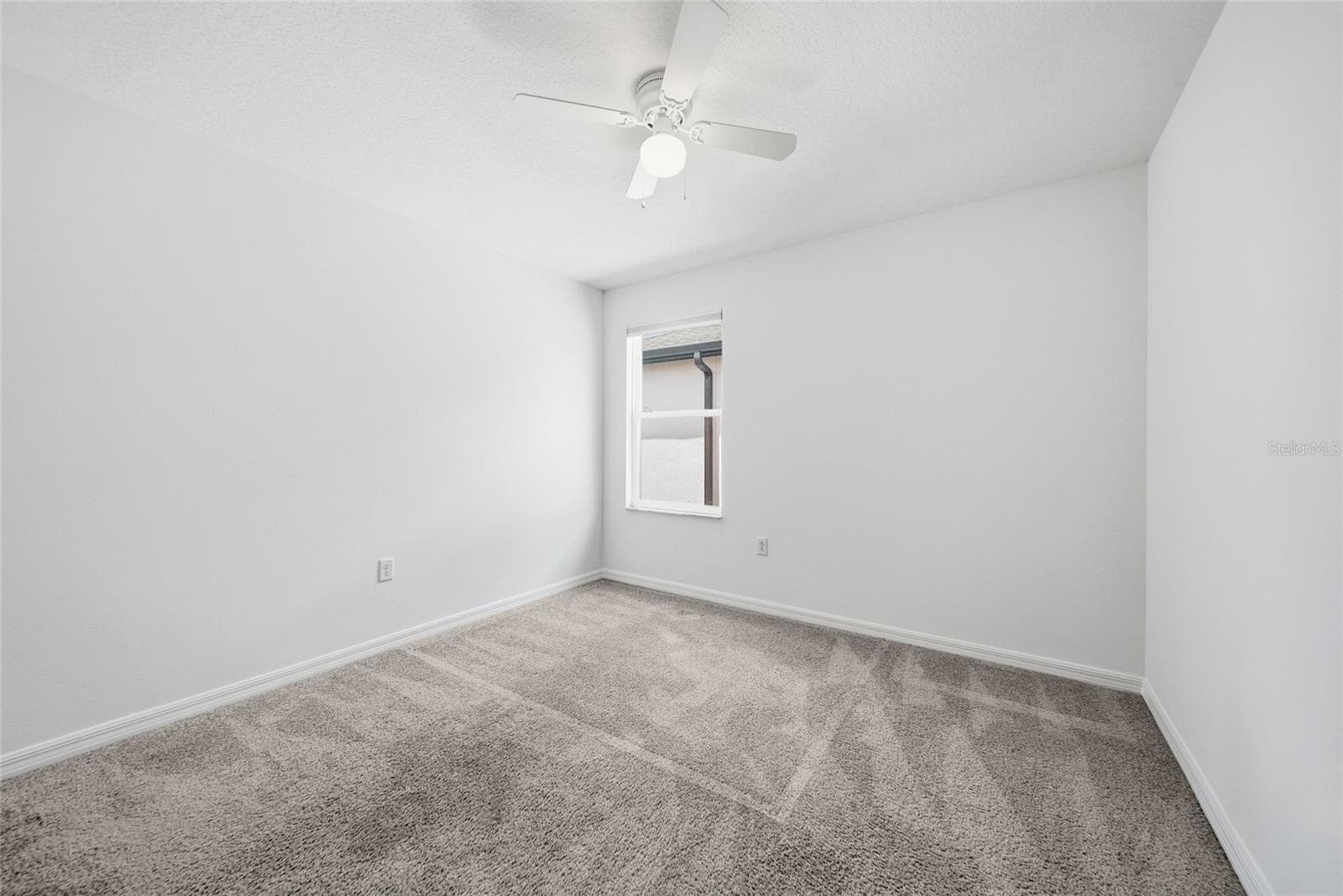 Single Family Residence at 7824 NOTCHED PINE BND, WESLEY CHAPEL, photo 34 of 54