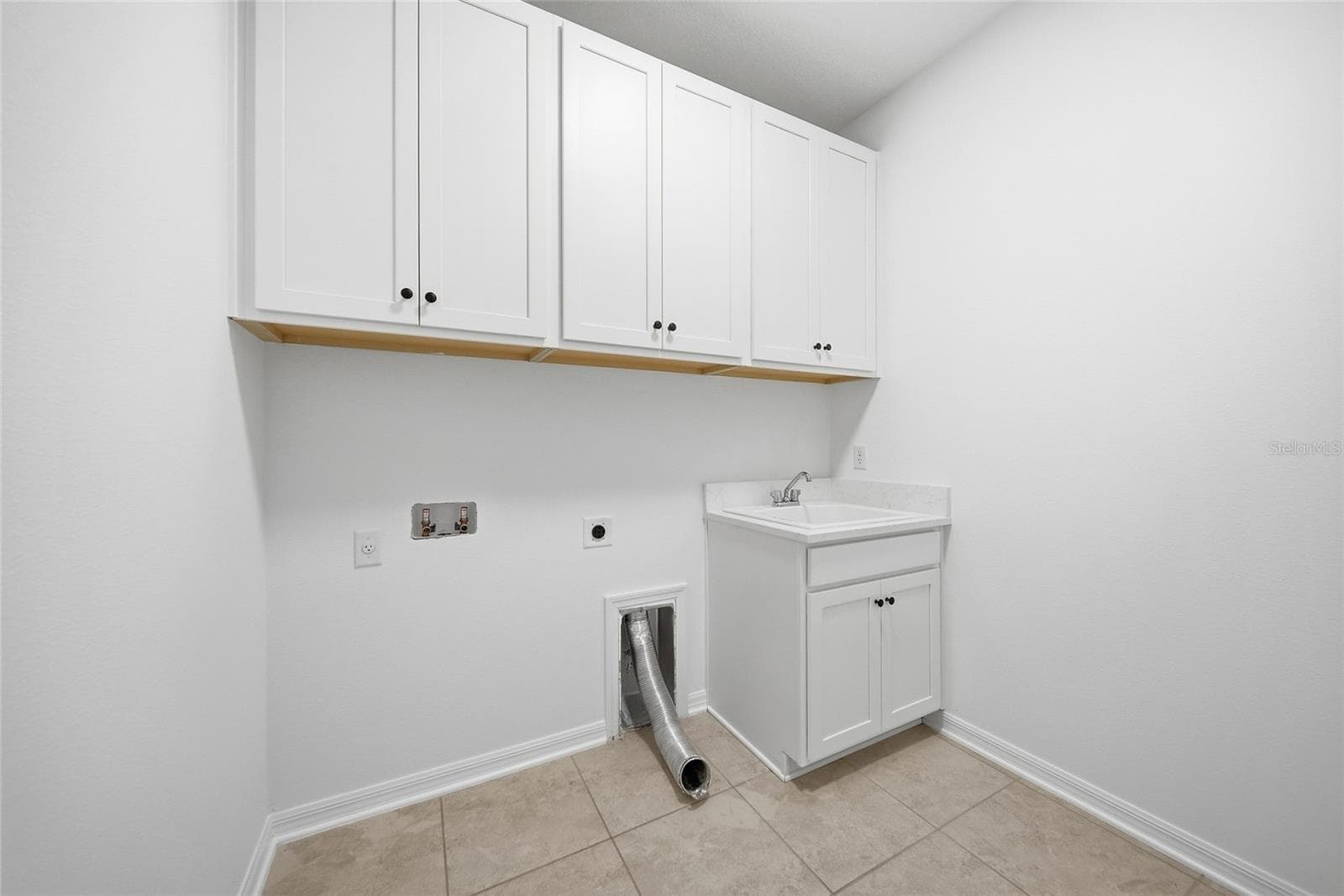 Single Family Residence at 7824 NOTCHED PINE BND, WESLEY CHAPEL, photo 43 of 54