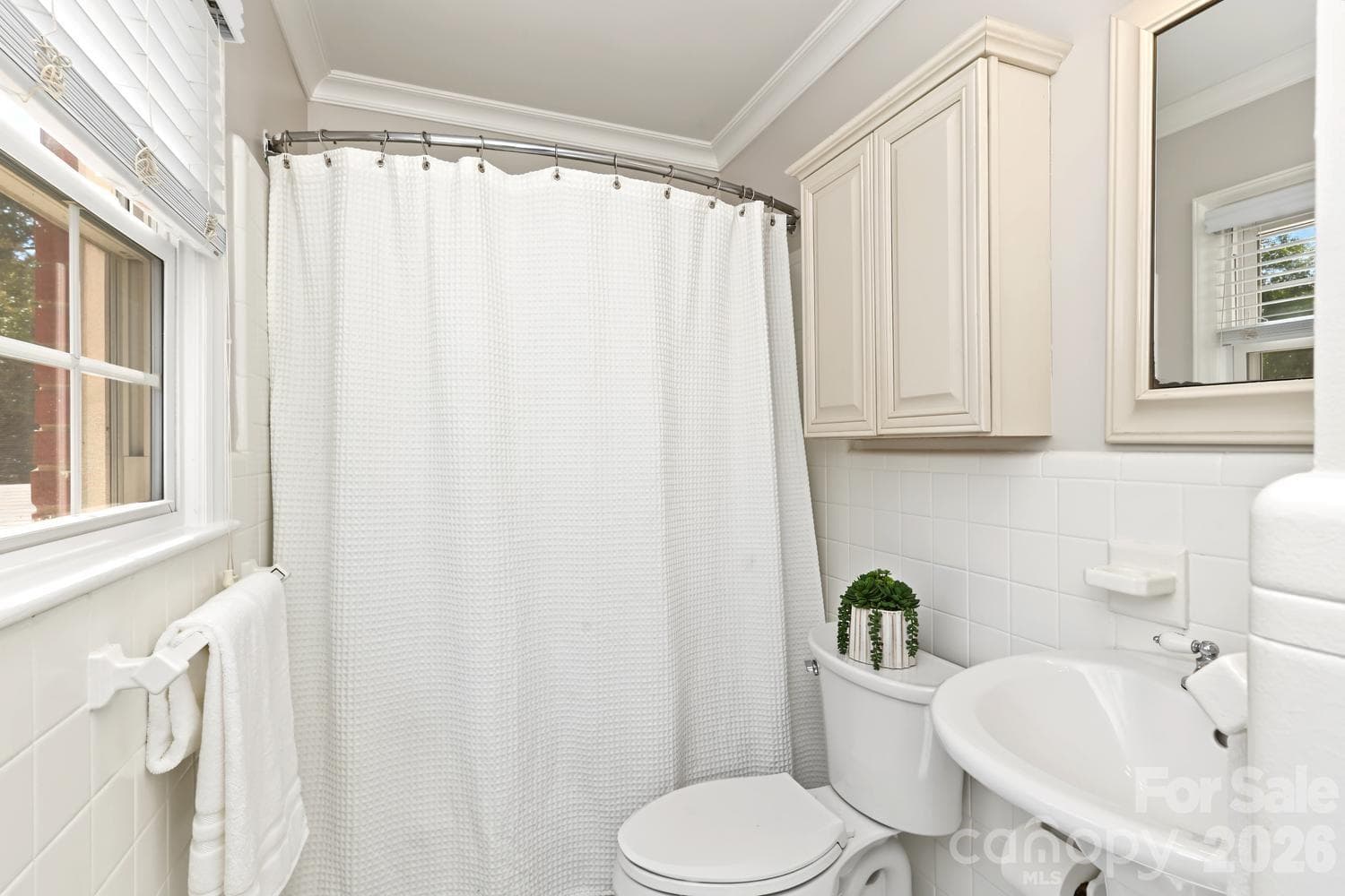Primary Bathroom - 524 Cooper Drive, Charlotte