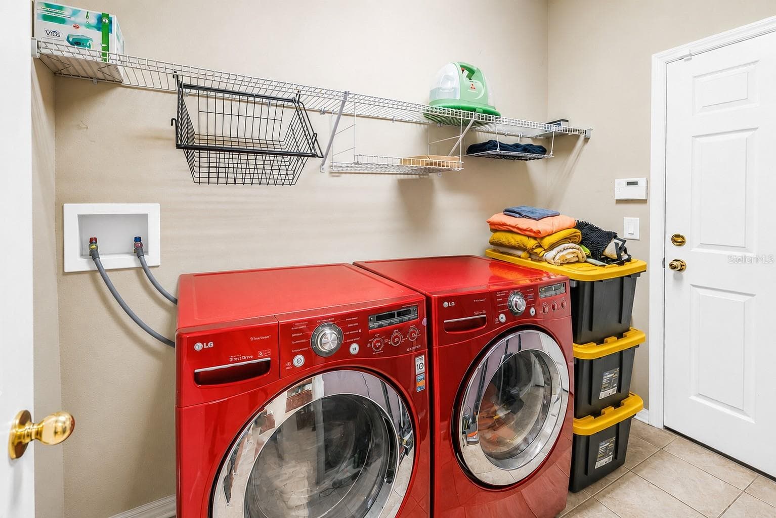 Laundry Room With Door Into Garage - 7717 TANGLE BROOK BLVD, GIBSONTON