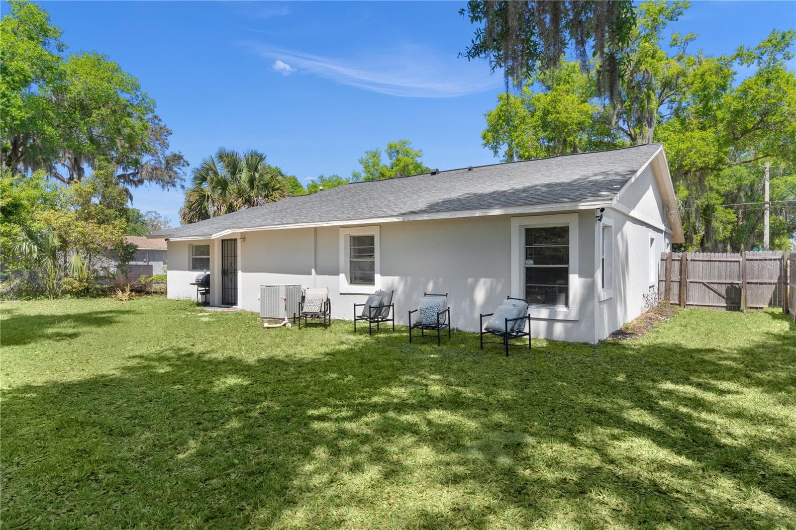 Single Family Residence at 1124 N GRANT AVE, MOUNT DORA, photo 42 of 43