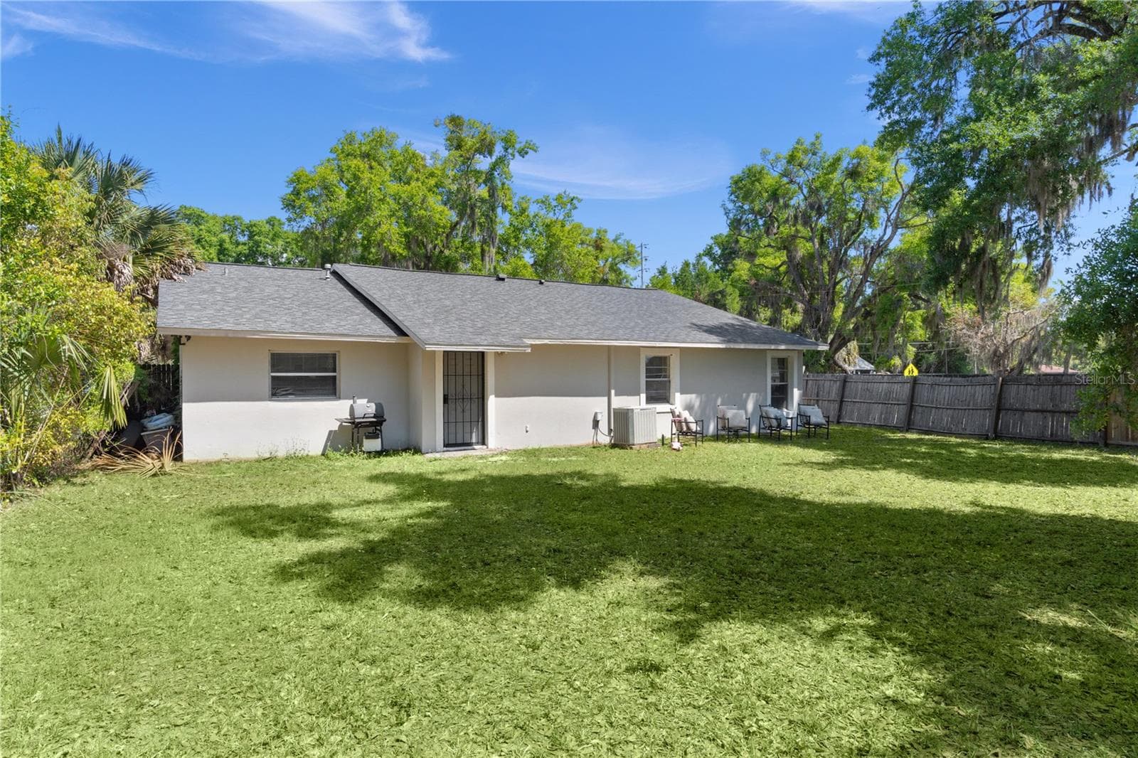 Single Family Residence at 1124 N GRANT AVE, MOUNT DORA, photo 43 of 43