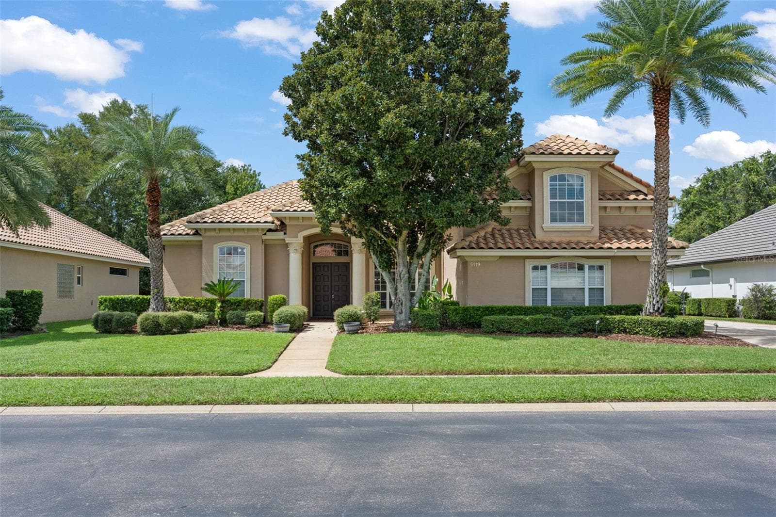 5119 KEENELAND CIR