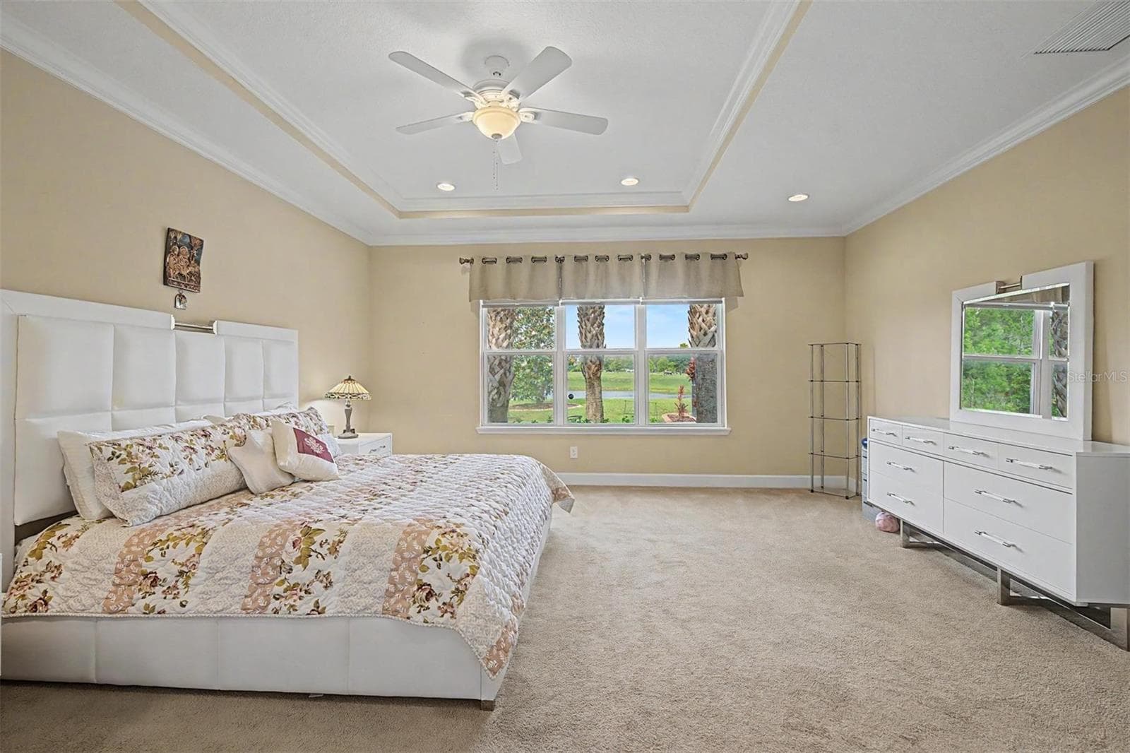 Big enough for a sitting area - 4303 BARBOUR TRL, ODESSA
