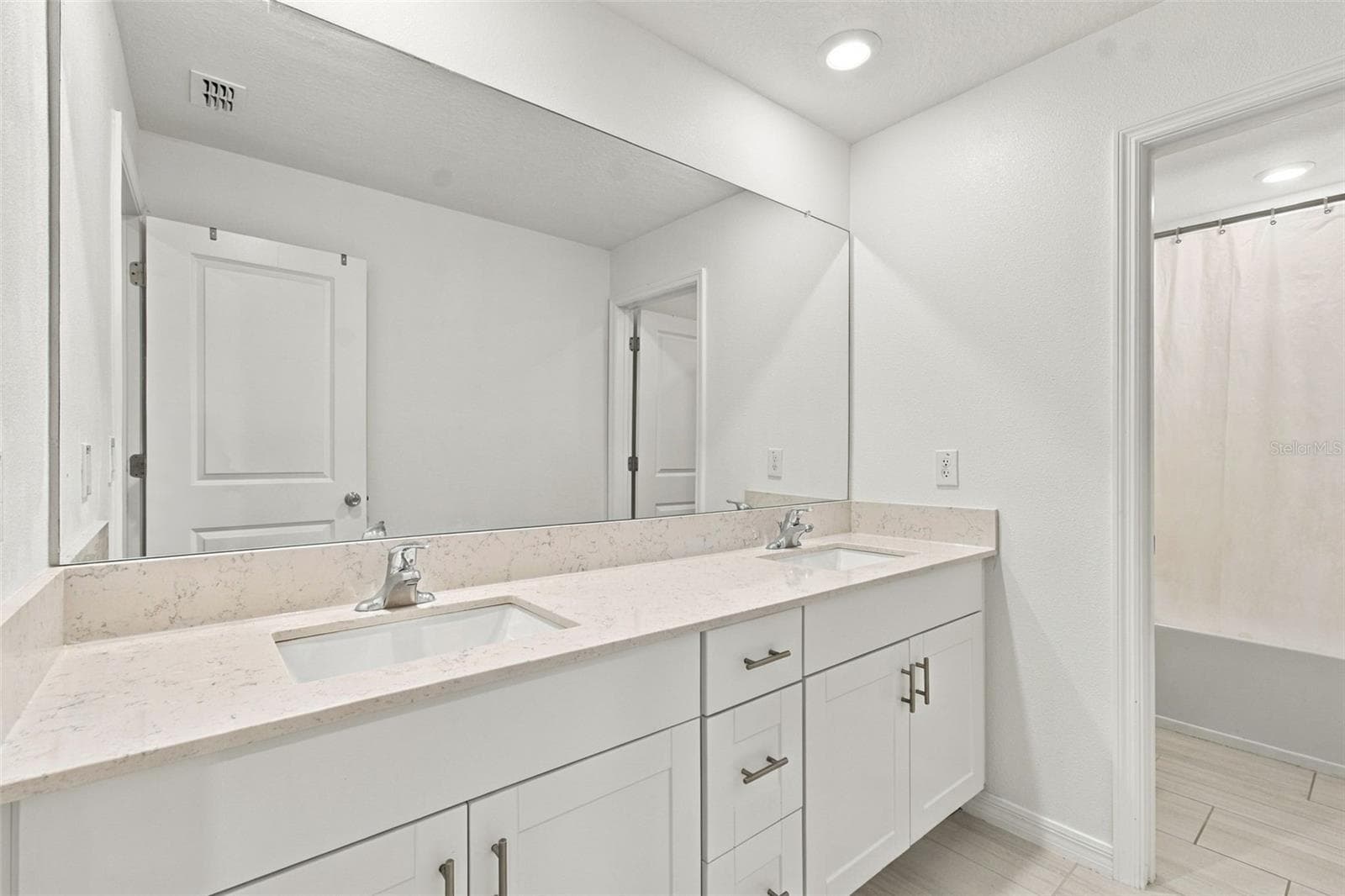 Single Family Residence at 2013 LANIER RD, ZEPHYRHILLS, photo 14 of 21