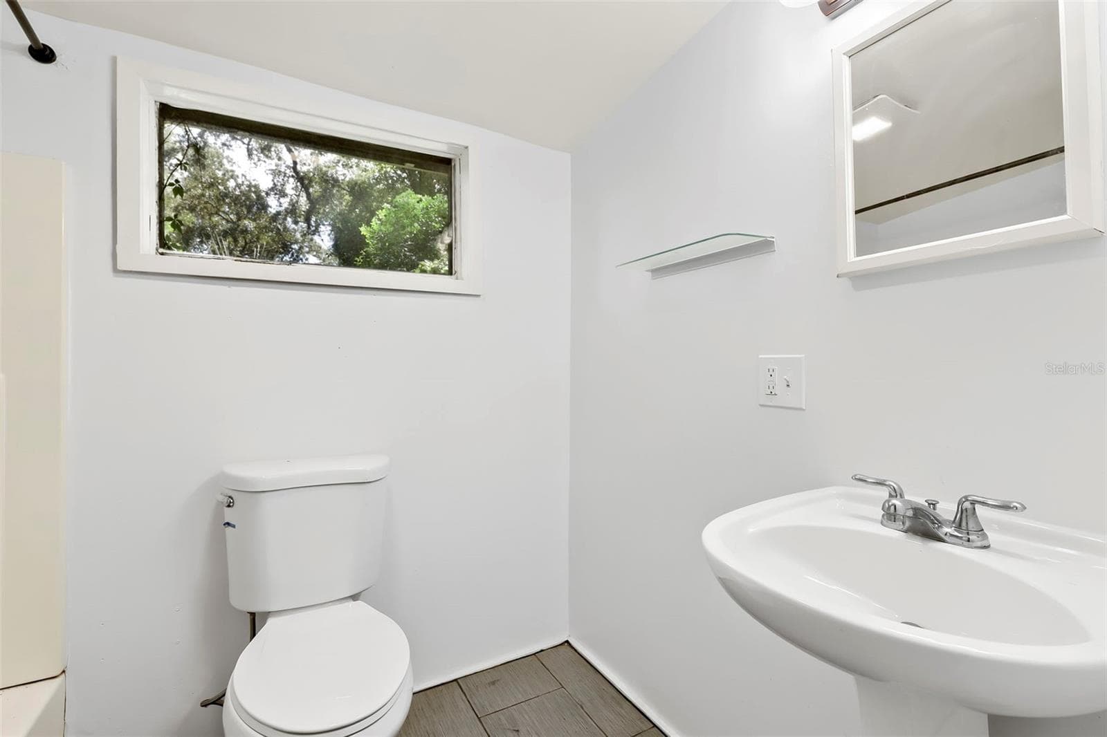 Apartment Bathroom - 805 E LAMBRIGHT ST, TAMPA