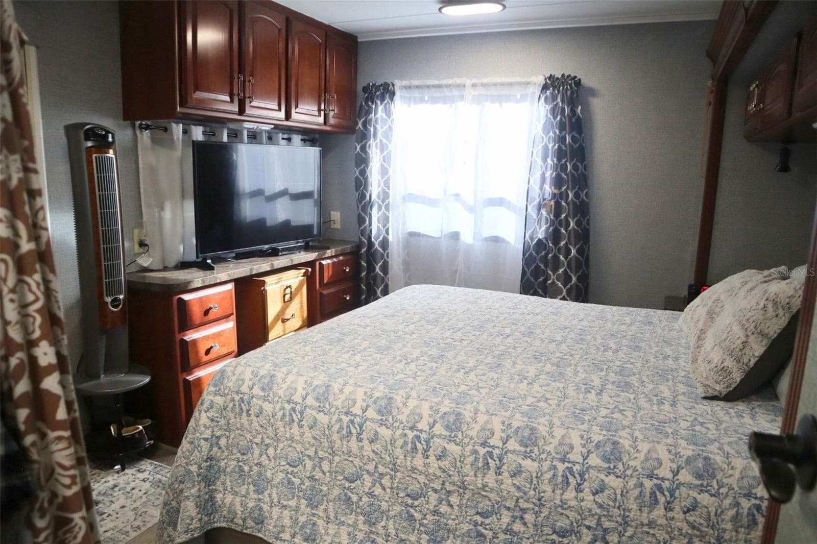 Manufactured Home at 25317 NE 140TH LN #369, SALT SPRINGS, photo 18 of 36