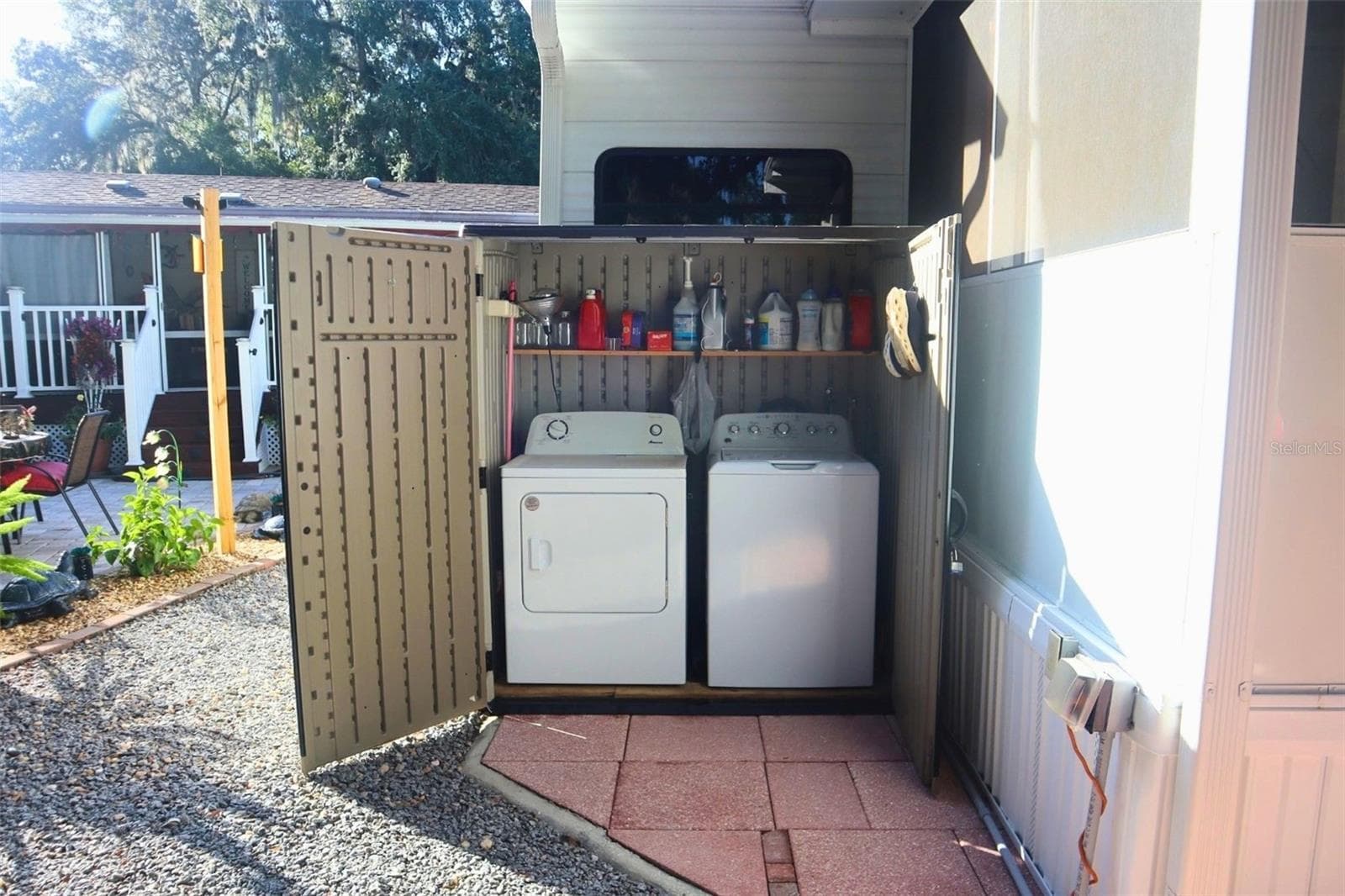 Manufactured Home at 25317 NE 140TH LN #369, SALT SPRINGS, photo 25 of 36