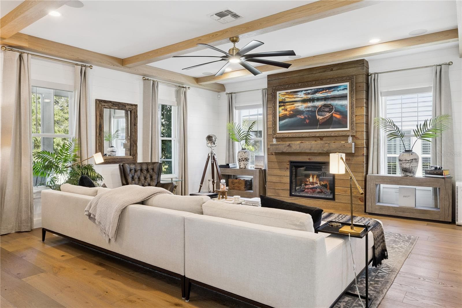 Single Family Residence at 1032 GALSTON ALY, WINTER GARDEN, photo 8 of 47