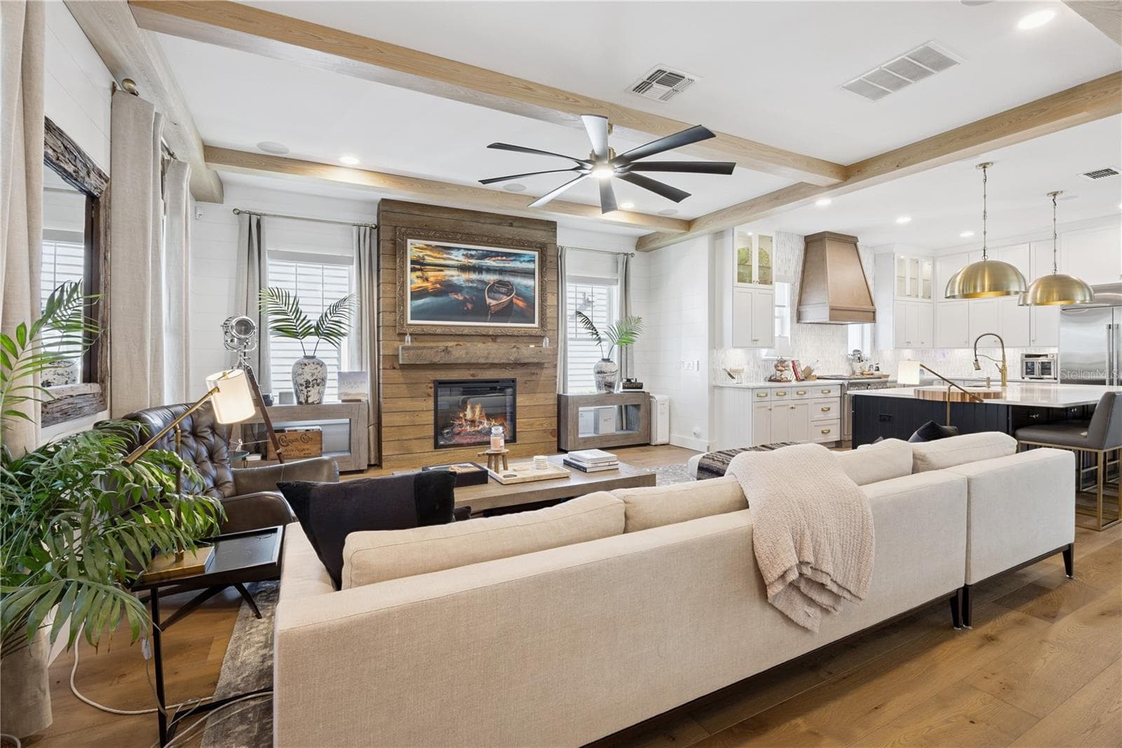 Single Family Residence at 1032 GALSTON ALY, WINTER GARDEN, photo 11 of 47