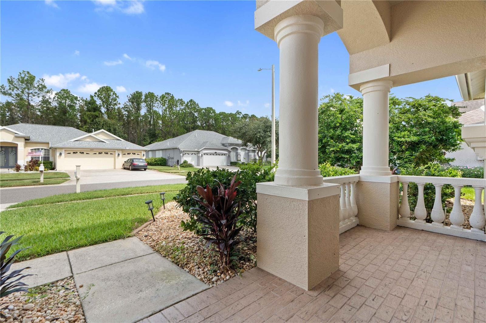 Single Family Residence at 30406 COLEHAVEN CT, WESLEY CHAPEL, photo 4 of 70