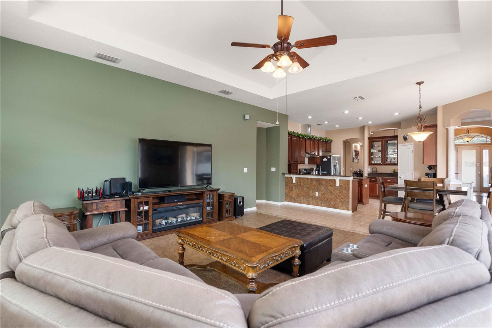 Single Family Residence at 30406 COLEHAVEN CT, WESLEY CHAPEL, photo 19 of 70