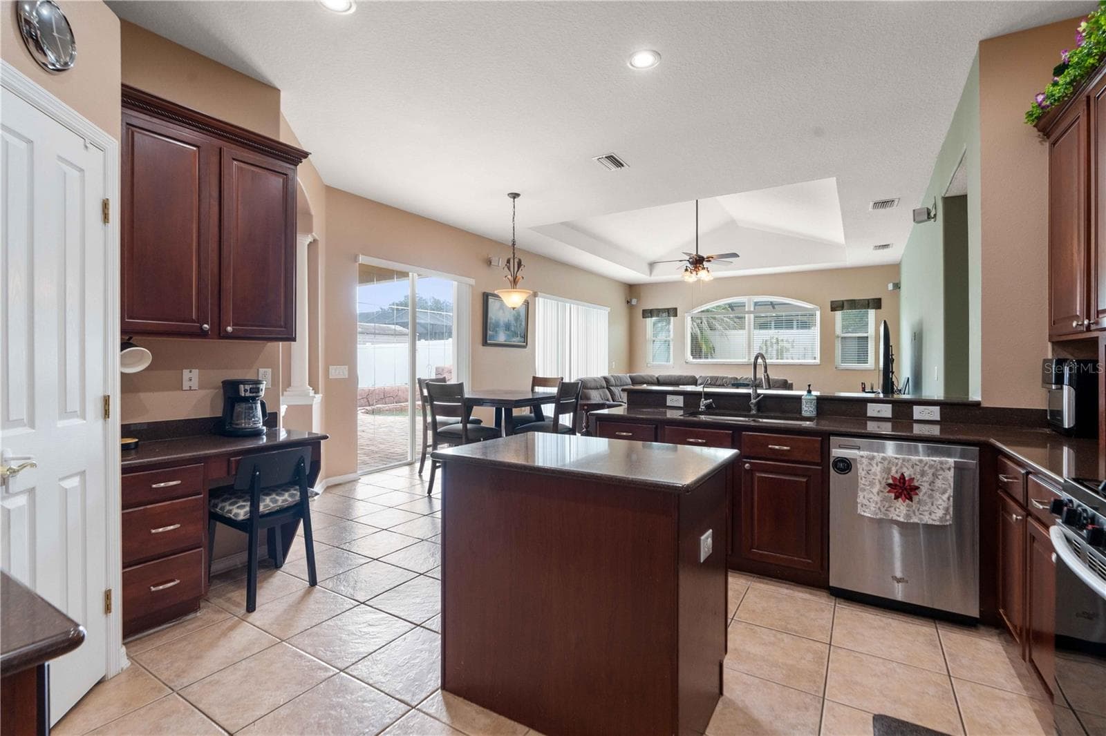 Single Family Residence at 30406 COLEHAVEN CT, WESLEY CHAPEL, photo 25 of 70