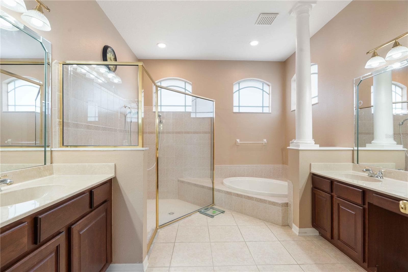 Single Family Residence at 30406 COLEHAVEN CT, WESLEY CHAPEL, photo 34 of 70