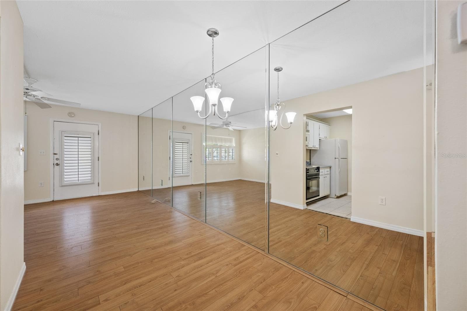 Condominium at 8075 112 ST #104, SEMINOLE, photo 9 of 29