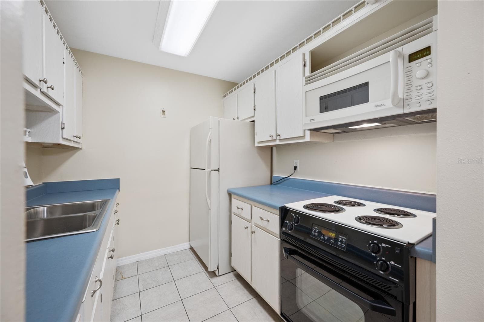 Condominium at 8075 112 ST #104, SEMINOLE, photo 11 of 29