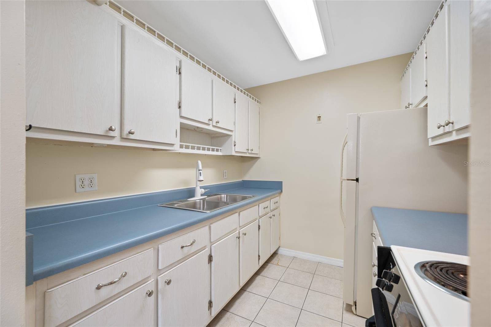 Condominium at 8075 112 ST #104, SEMINOLE, photo 13 of 29