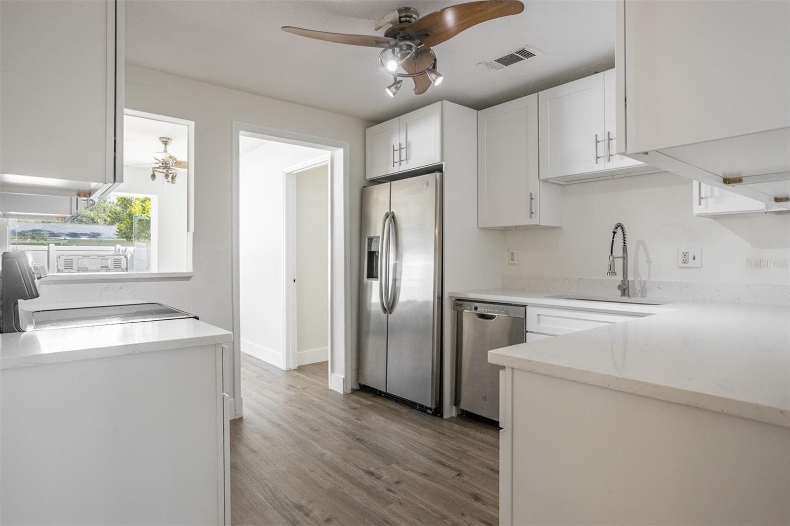 Single Family Residence at 7205 51ST AVE N, ST PETERSBURG, photo 5 of 14