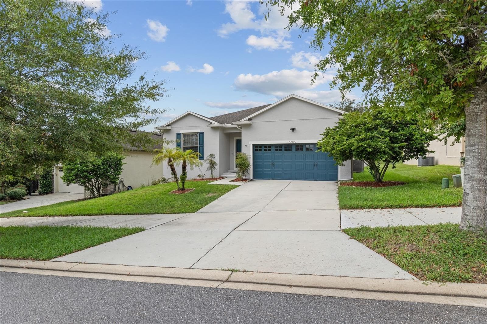 Single Family Residence at 30115 CHEVAL ST, MOUNT DORA, photo 3 of 121