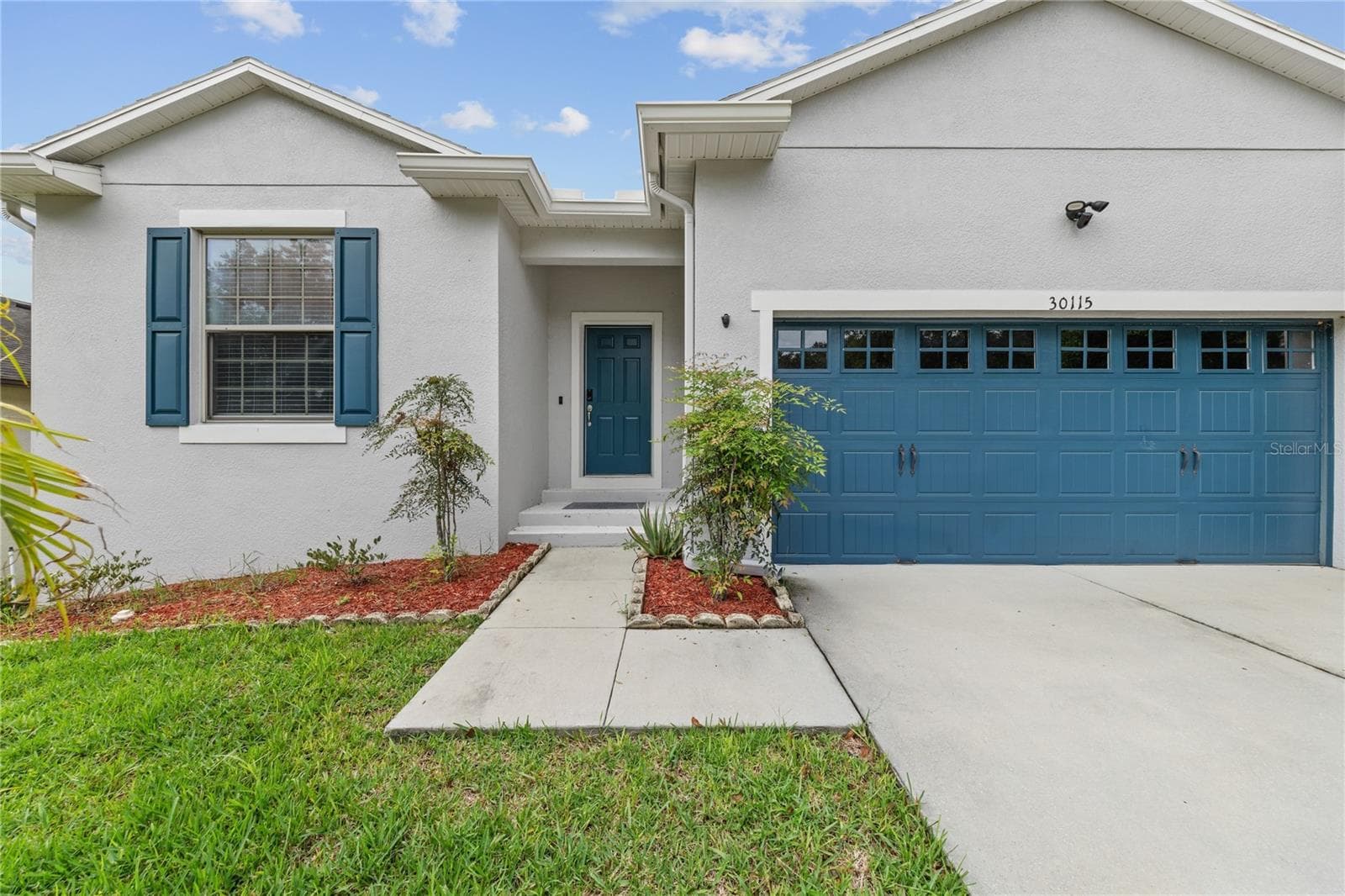 Single Family Residence at 30115 CHEVAL ST, MOUNT DORA, photo 5 of 121