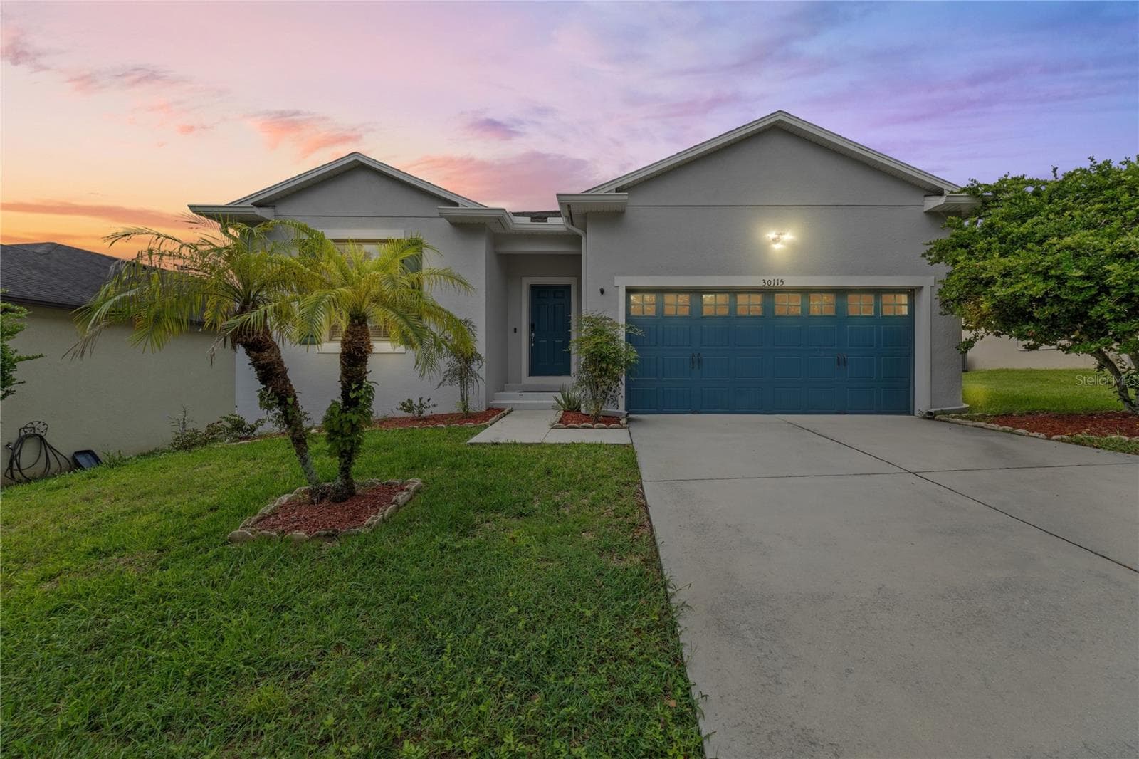 Single Family Residence at 30115 CHEVAL ST, MOUNT DORA, photo 7 of 121