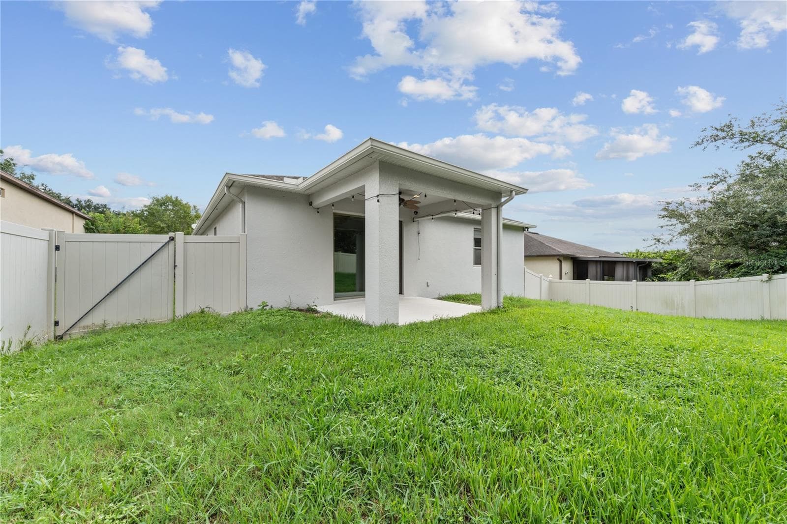 Single Family Residence at 30115 CHEVAL ST, MOUNT DORA, photo 86 of 121