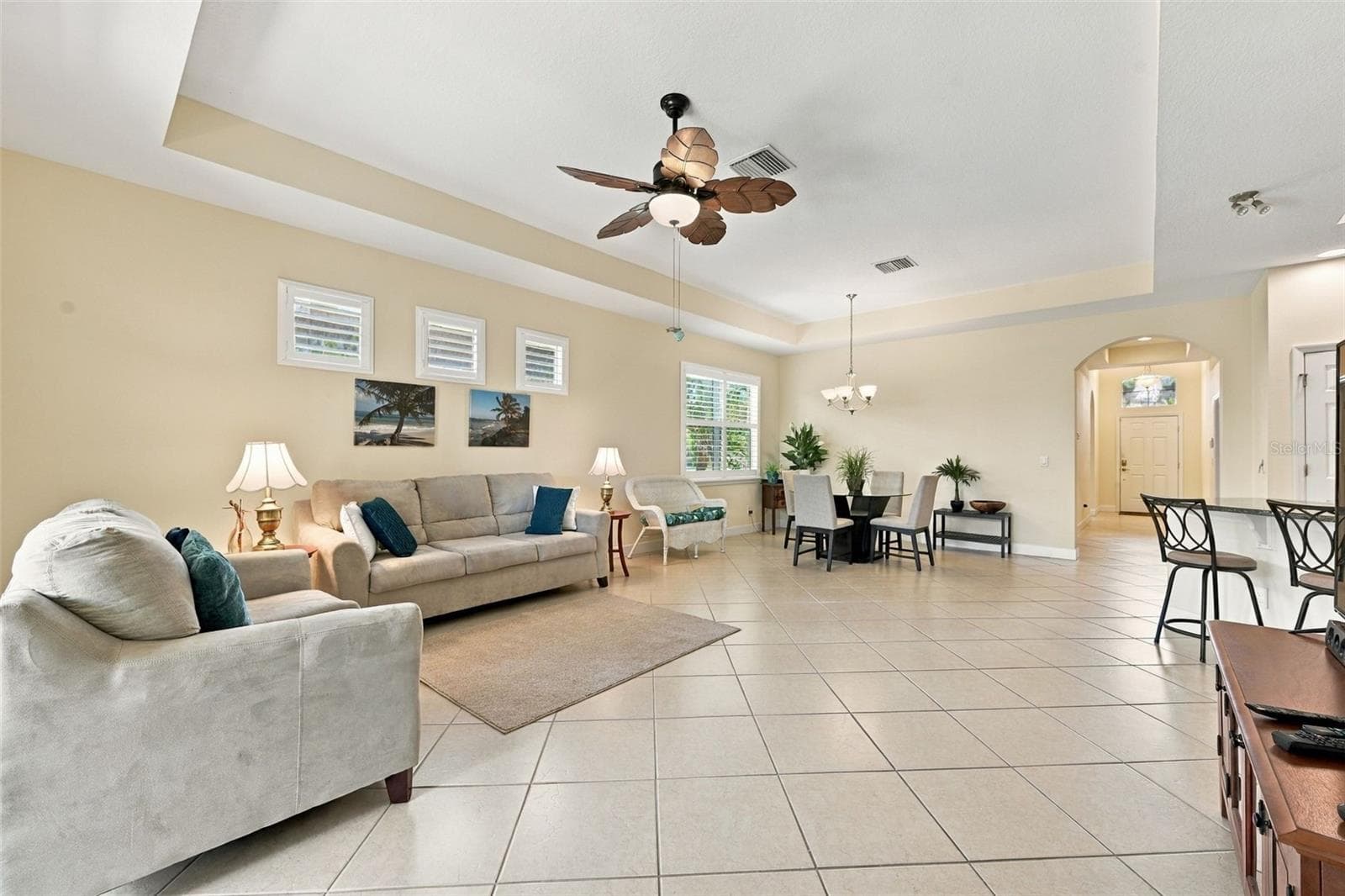 Villa at 704 CHIPPER DR, SUN CITY CENTER, photo 7 of 74