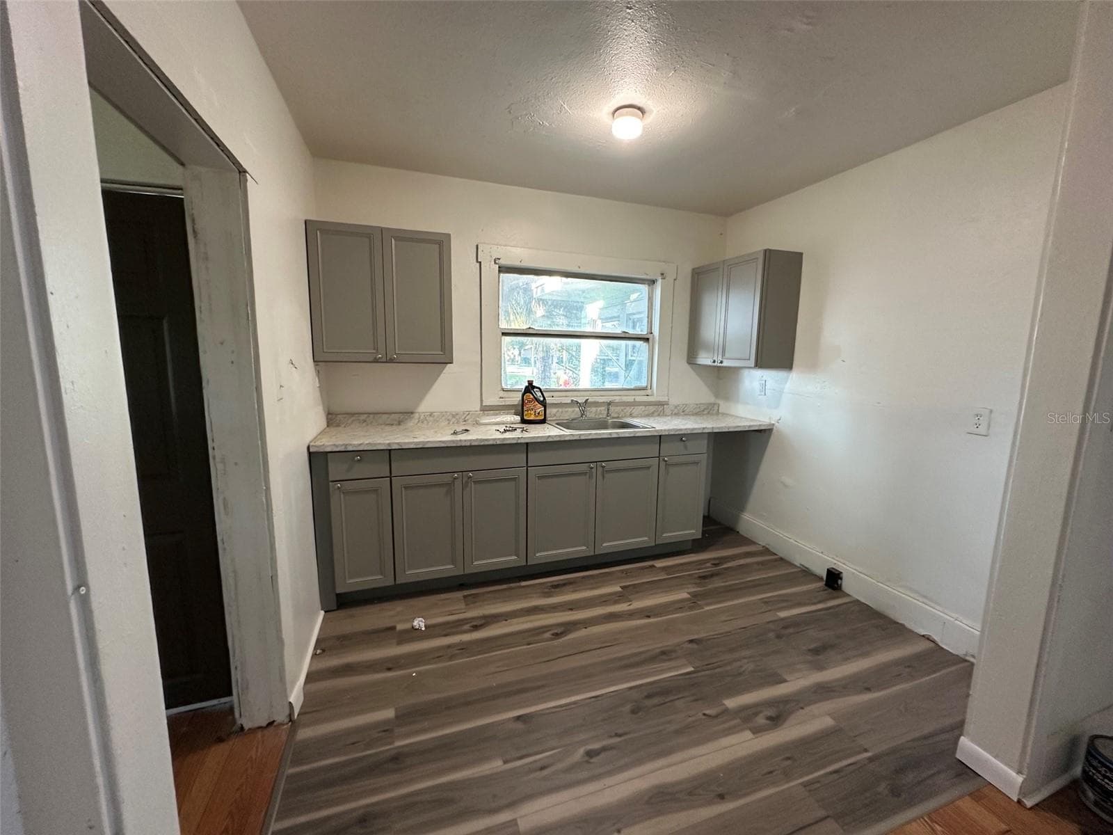 Single Family Residence at 2320 5TH ST S, ST PETERSBURG, photo 3 of 16